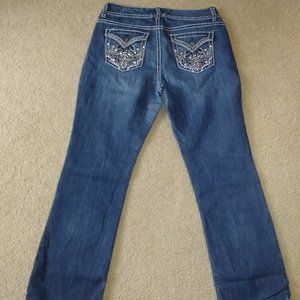 UEC NINE WEST JEANS EMBRODIERED  RHINESTONE POCKET
